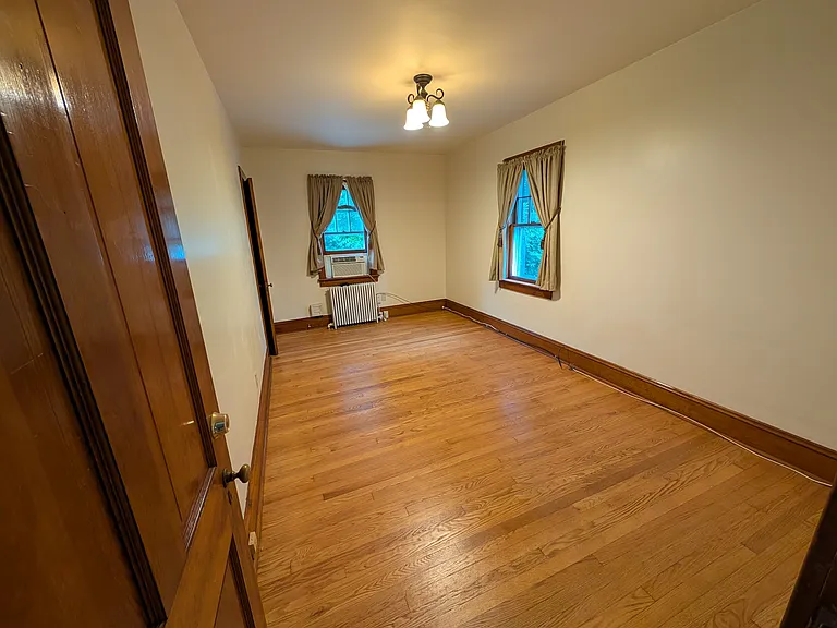 52 Scott Ave #A — Photo 8