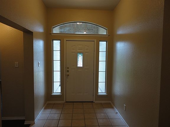 5th image of 5101 Golden Gate Dr #0