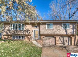 13518 Jefferson Cir, Omaha, NE 68137