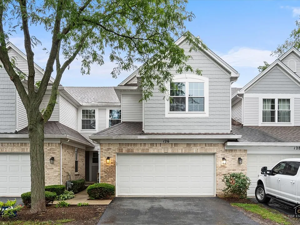 126 Bay Dr