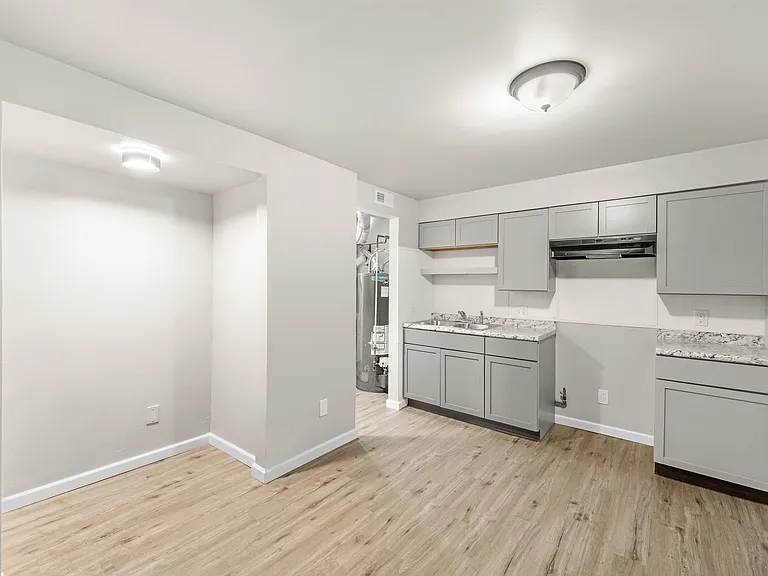 167 Seiberling St #1 — Photo 10