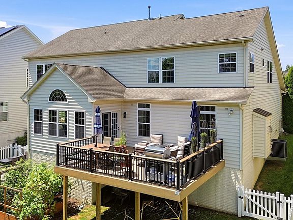2nd image of 1302 Moore Spring Ct