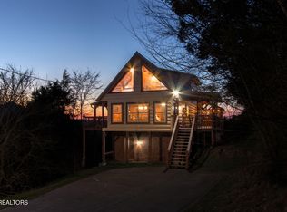 1482 Honey Oaks Way, Sevierville, TN 37876