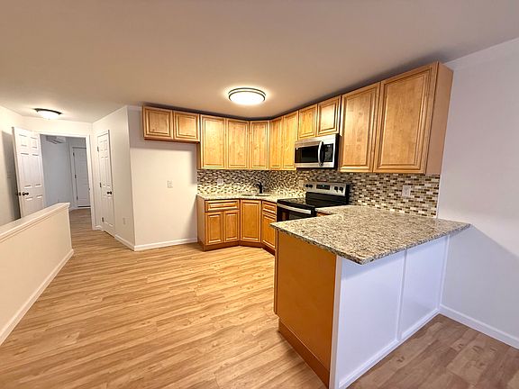 3rd image of 2040 S Philip St #A