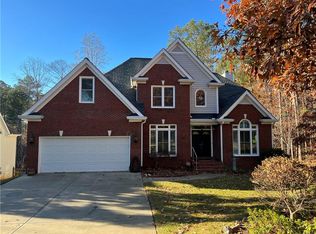 6438 Old Shadburn Ferry Rd, Buford, GA 30518