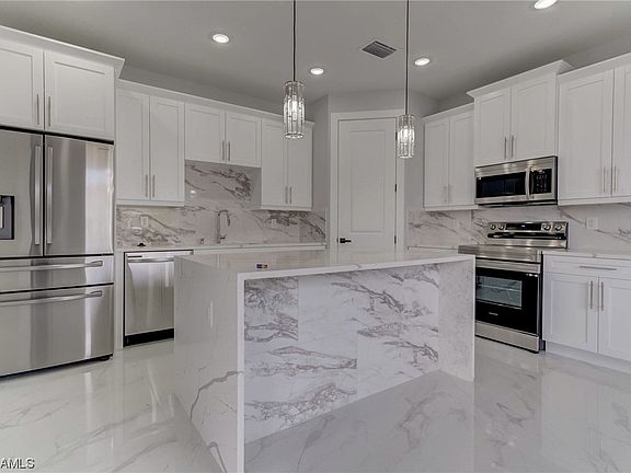 3rd image of 2323 NW 38th Pl