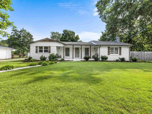 2902 Boswell Rd NE, Huntsville, AL 35811