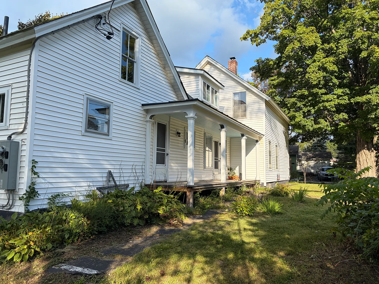 Walnut St, Brandon — Photo 2