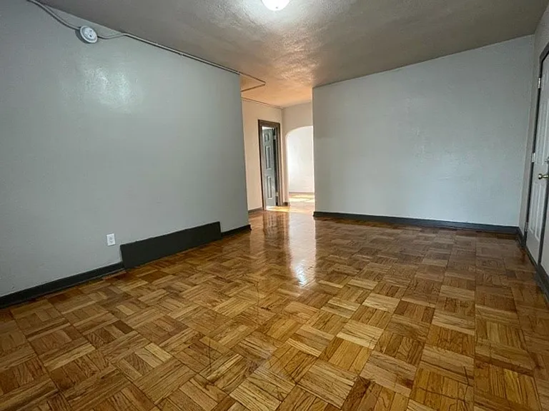 1626 D Street Apartments — Photo 27