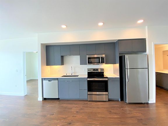 2nd image of 2000 El Cajon Blvd #607