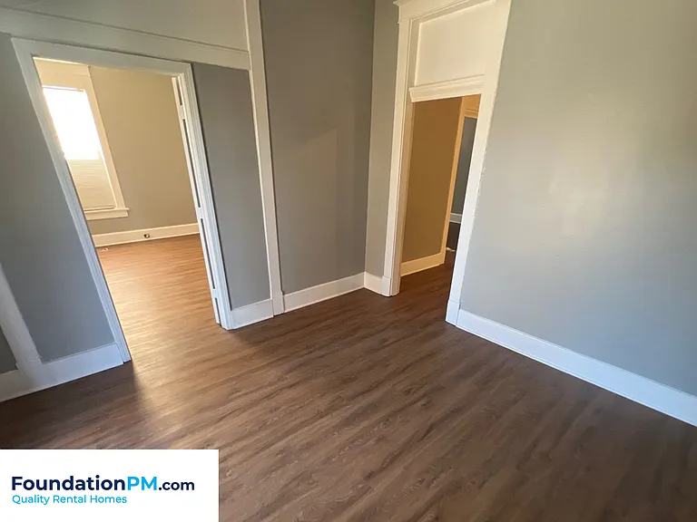 1229 Neptune St — Photo 9