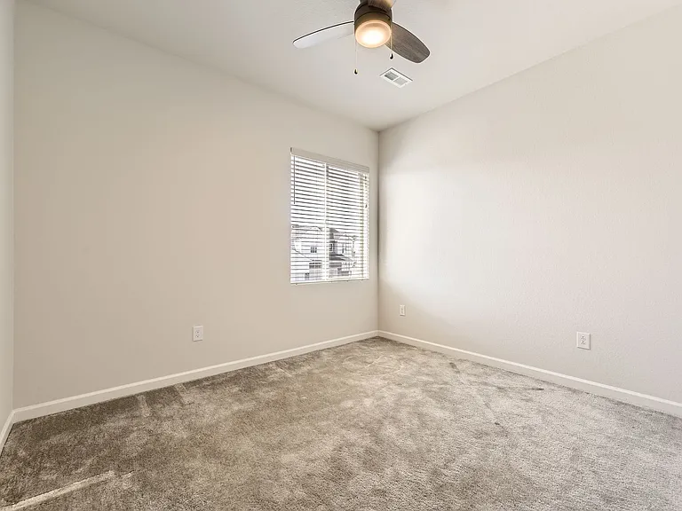 3577 Silver Rock Cir — Photo 13