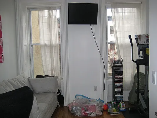 Rented by Alta Real Estate | media 50