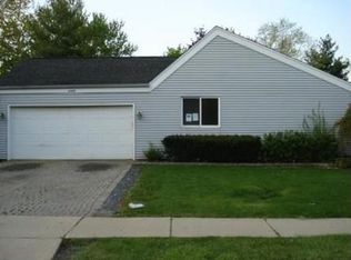 2145 South St, Elgin, IL 60123