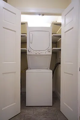 Rented by Compass | media 9