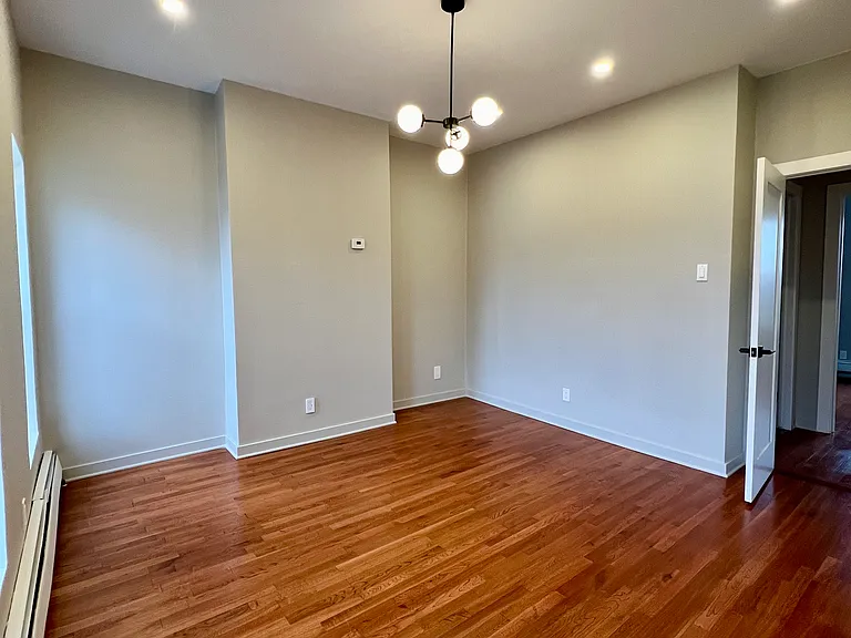 25 Whitman Ave — Photo 19