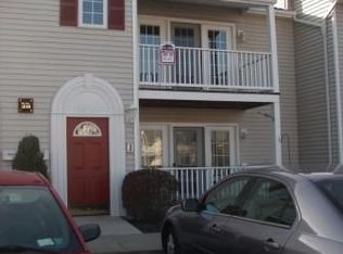 20 Brookfield Ln UNIT 4, Cheektowaga, NY 14227
