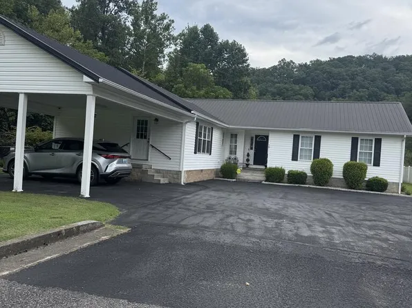 38 Creekwood Ct, Inez, KY 41224
