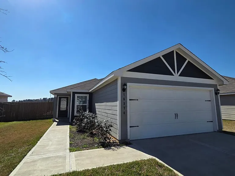 16374 Sweet Grove Dr — Photo 1