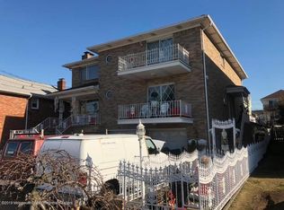 27 Strong St, Wallington, NJ 07057