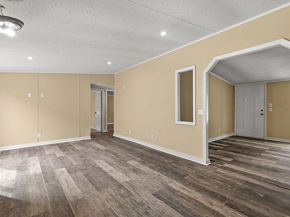 4th image of 3162 Old Hurricane Rd