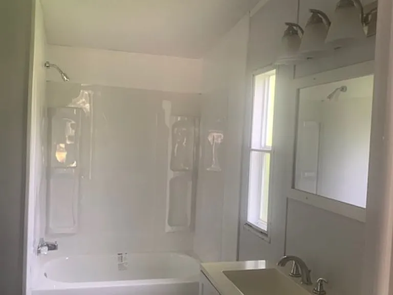 612 Broad St — Photo 10