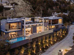 1489 N Stebbins Ter, West Hollywood, CA 90069