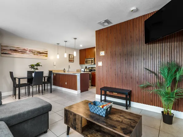 202 N Fremont Ave, Tampa, FL