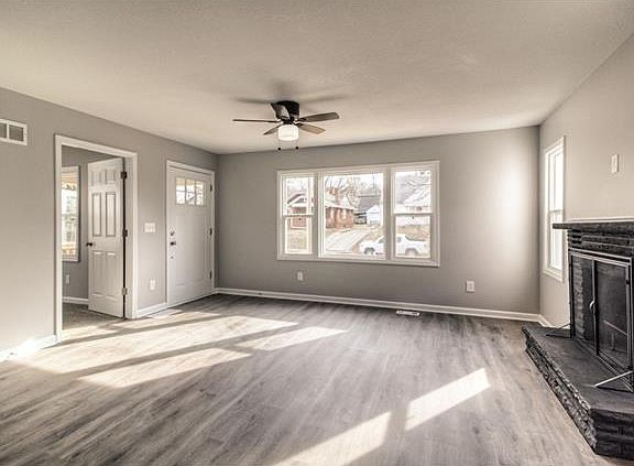 4th image of 920 S Washington Ave