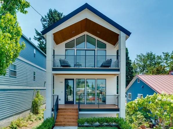 108 NE Bridgeton Rd, Portland, OR 97211
