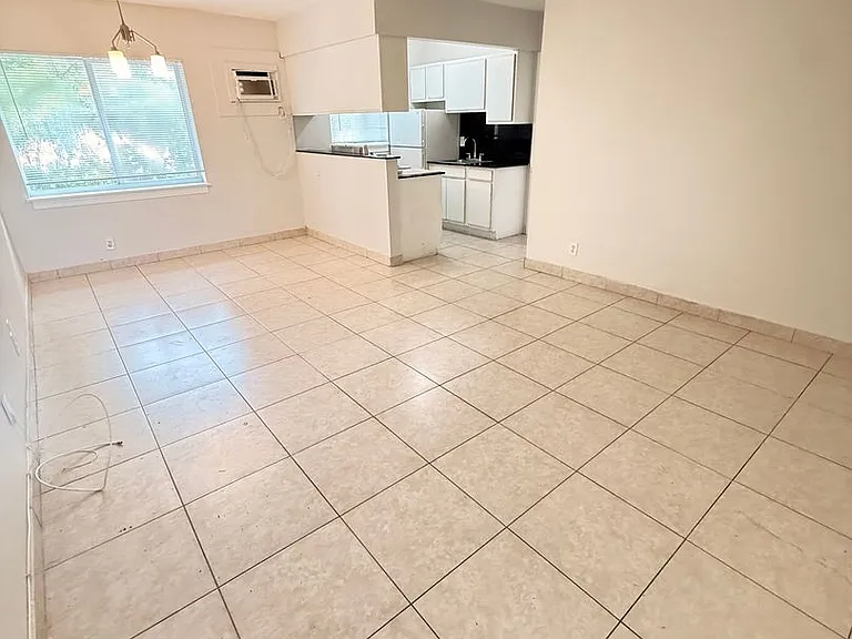 1044 Ne 8th Ave, Ft Lauderdale Fl 33304 — Photo 2