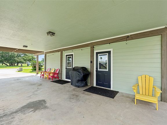 4th image of 1402 Van Buren Ave