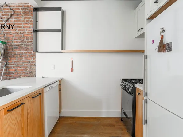 437 Throop Avenue image 1 of 12