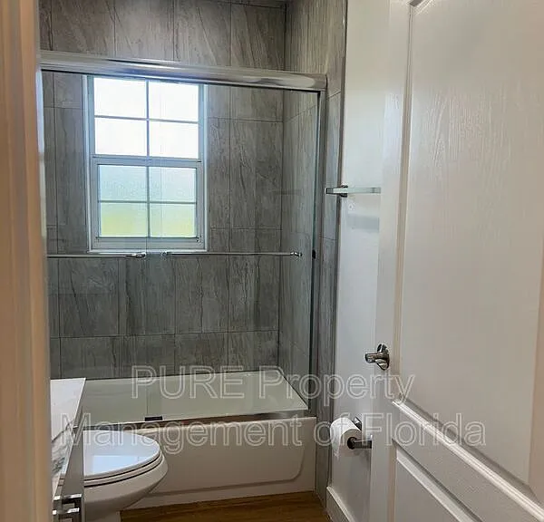 14232 SW 8th Ave — Photo 47