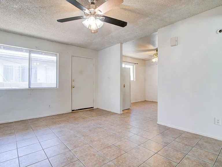 373 N Williams St — Photo 12