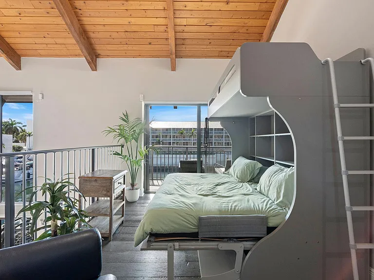 16 Portside Dr #16C — Photo 66
