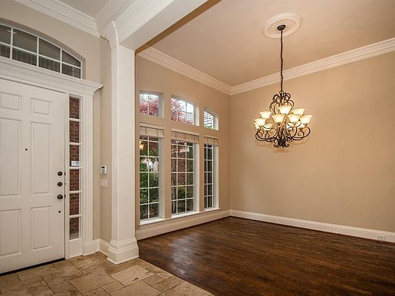4th image of 12 Fairway Dr