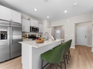 1526 Trellis Ln, West Saint Paul, MN 55118