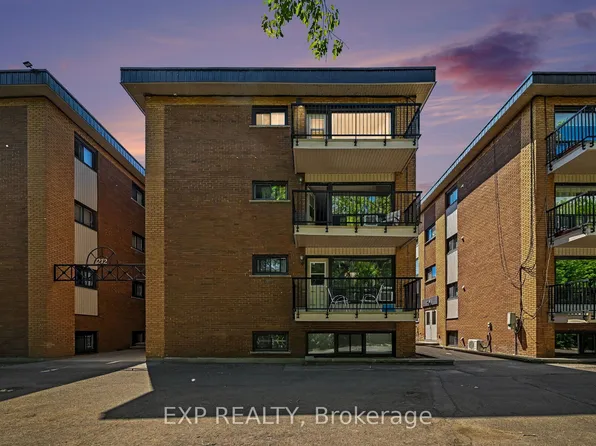 272 Beechwood Ave #15, Ottawa, ON K1L 8A6