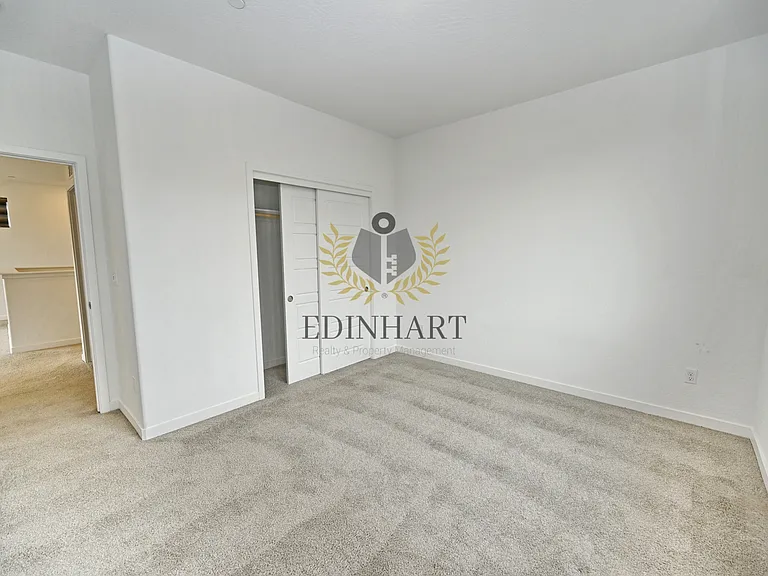 6342 E Robinson Ave — Photo 3