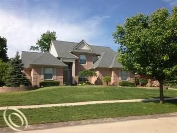 13381 Latheron Dr #2, Plymouth, MI 48170