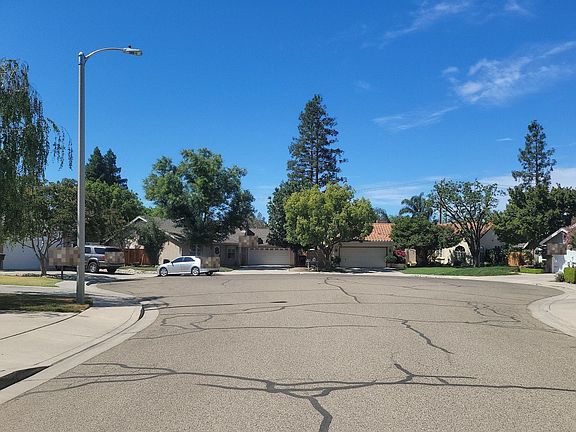 5th image of 516 N Cottonwood Ct