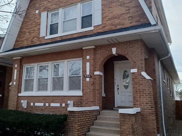 5749 W Eastwood Ave #Basement, Chicago, IL 60630