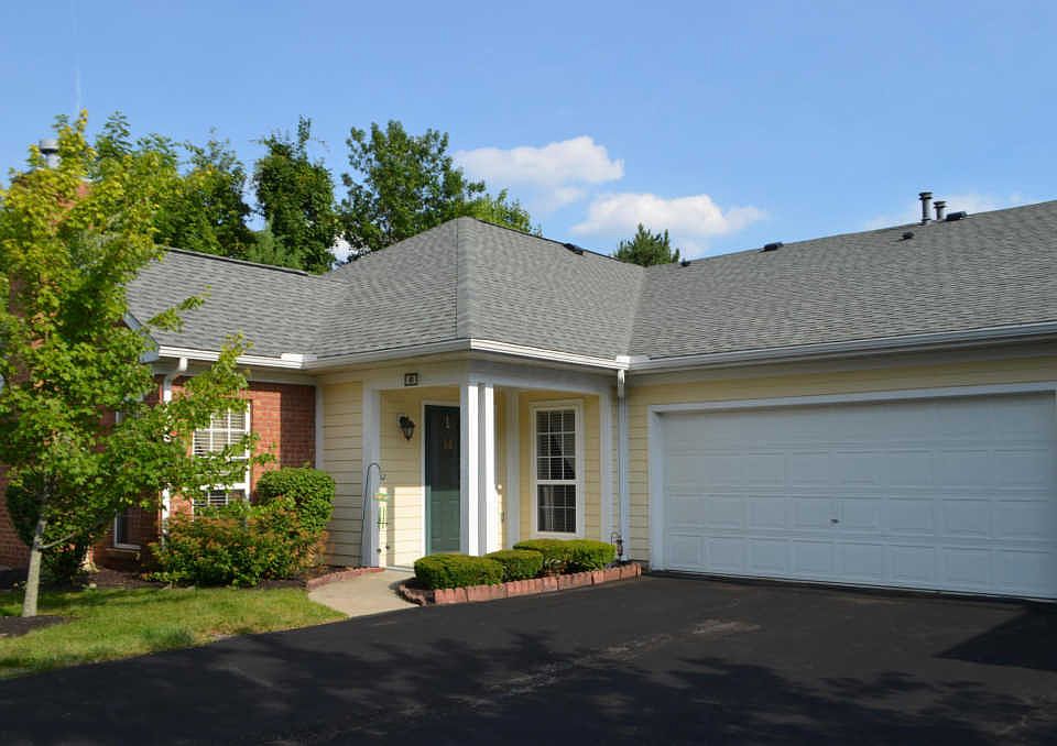1st image of 40 Orchard Oak Dr