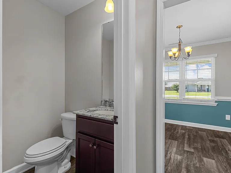 719 Addor Dr — Photo 10
