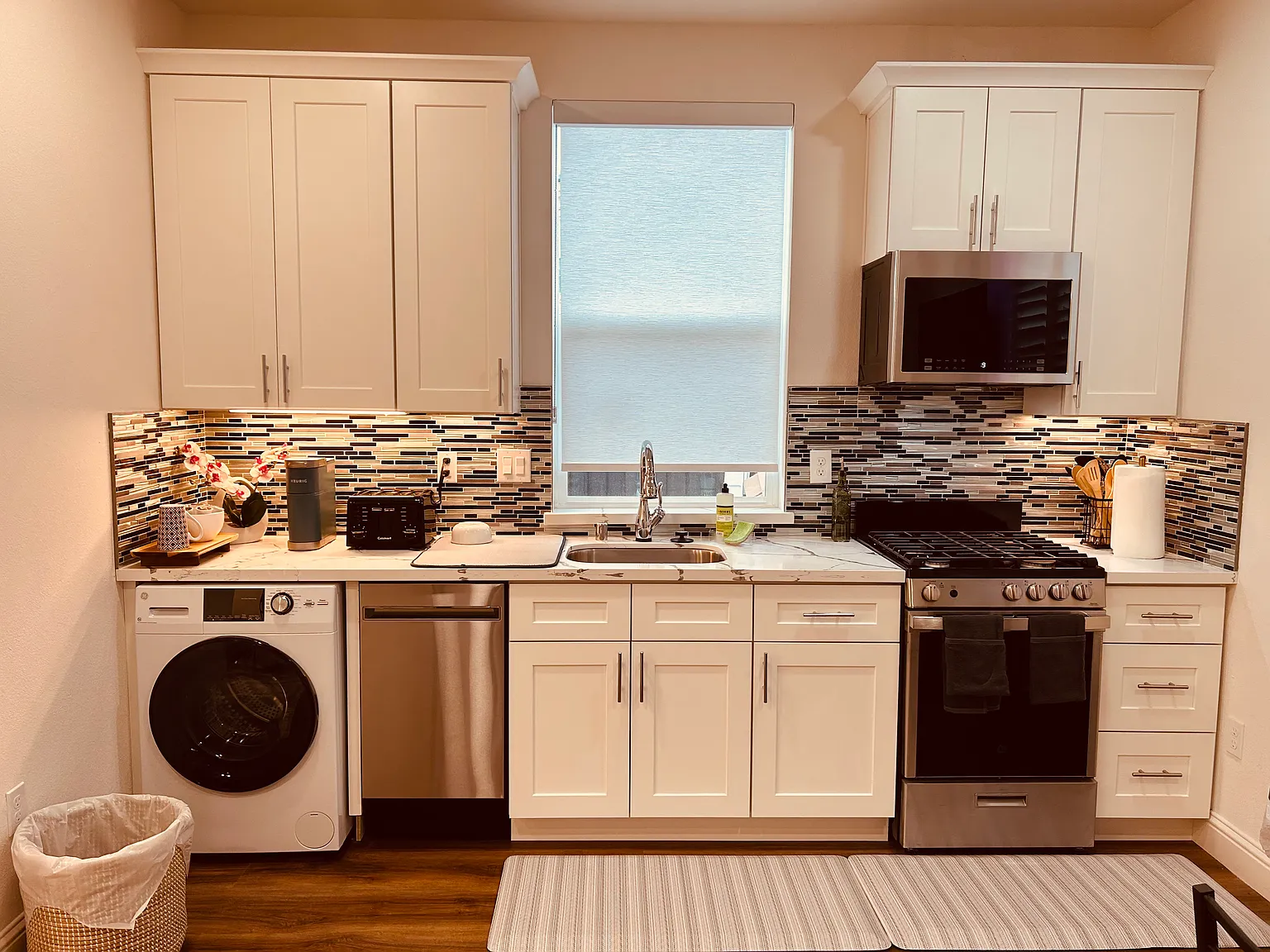 Studio, 350 sqft, $2,200 — Photo 2
