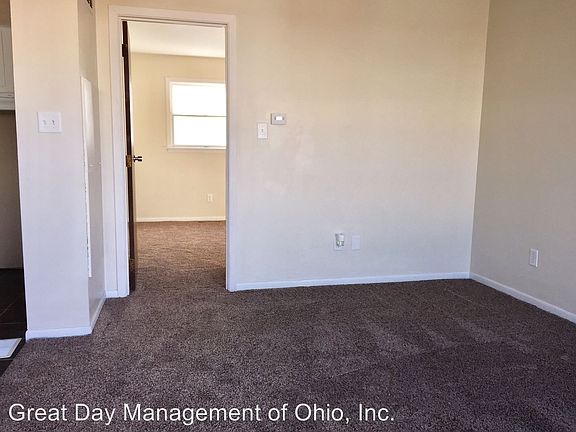 2nd image of 322 Kenbrook Dr APT 5