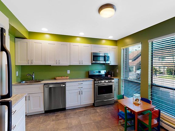 5th image of 27 Manor House Ln