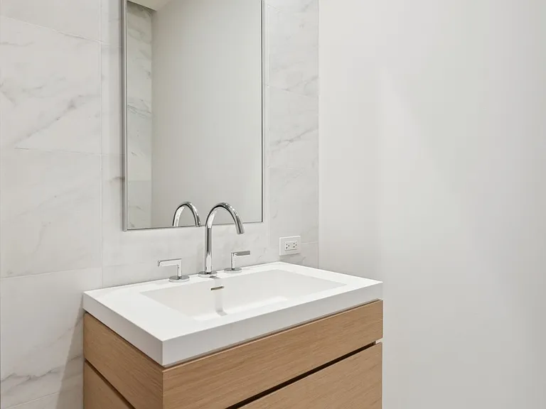 565 Broome St #12C — Photo 13