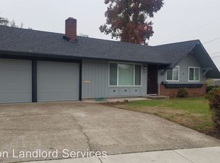 1695 W 22nd Ave, Eugene, OR 97405